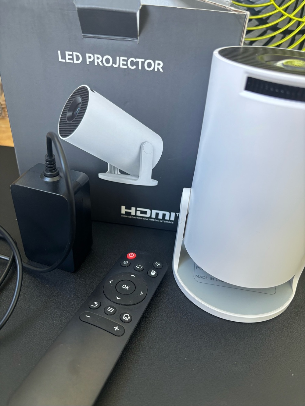 LED Projector with Remote - White - Picture 2 of 3